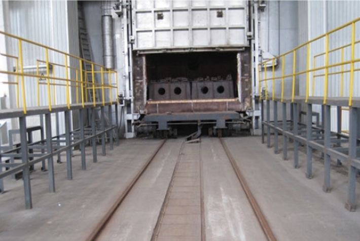 Large trolley type natural gas heating furnace